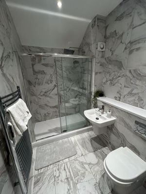 Photo 35- click for photo gallery
